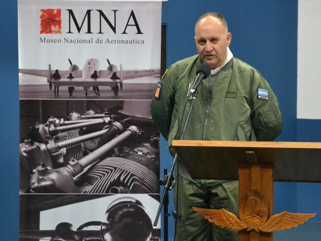 El Jefe del Departamento Investigaciones Históricas del MNA, Suboficial Mayor (R) Walter Bentancor. Archivo: 2023.  