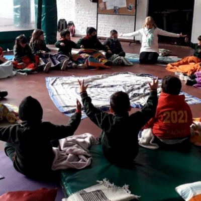 Instituto General San Martín: Yoga, nutrición y huerta dentro del aula