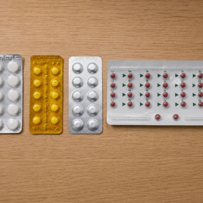Bl&iacute;sters de medicamentos: Por qu&eacute; su dise&ntilde;o no es una casualidad y c&oacute;mo protege tu salud