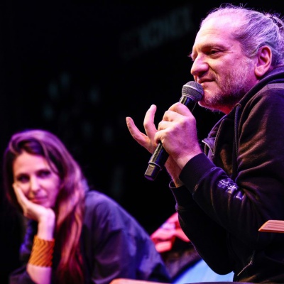 Entrevista: Darío Sztajnszrajber y Soledad Barruti contaron cómo es su espectáculo inmersivo 