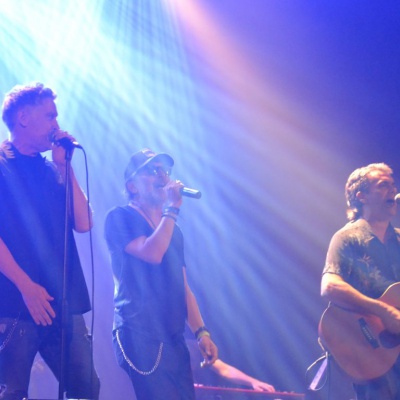 Ella Es Tan Cargosa celebró 25 años de historia en el Teatro Gran Ituzaingó