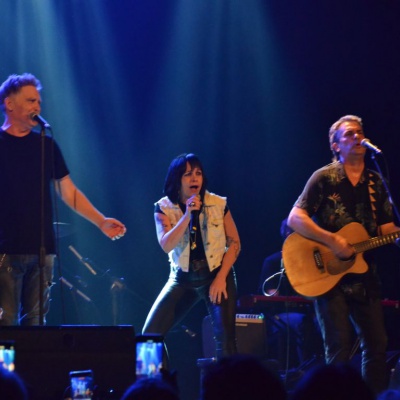 Ella Es Tan Cargosa celebró 25 años de historia en el Teatro Gran Ituzaingó