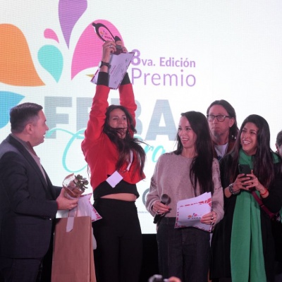 Una compa&ntilde;&iacute;a teatral de Castelar gan&oacute; el Premio FEBA Cultura 2026 en Teatro