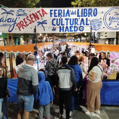 Haedo celebró la Feria del Libro con música, talleres y cultura barrial