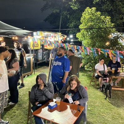 La Feria Lupita celebró el aniversario de Castelar con tres días de música y actividades en el Corredor Santa María