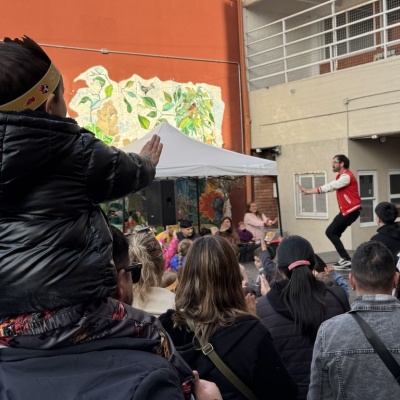 M&aacute;s de 80 emprendedores, K-Pop y canje de figuritas: as&iacute; fue la Feria Lupita en el Sof&iacute;a Barat