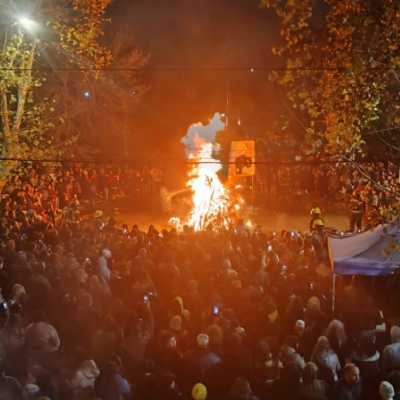 La Fogata de San Juan encendió la noche más larga en Ciudad Jardín