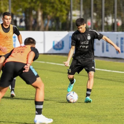 Gallos de Selección: dos juveniles de Morón fueron convocados a la Sub 20