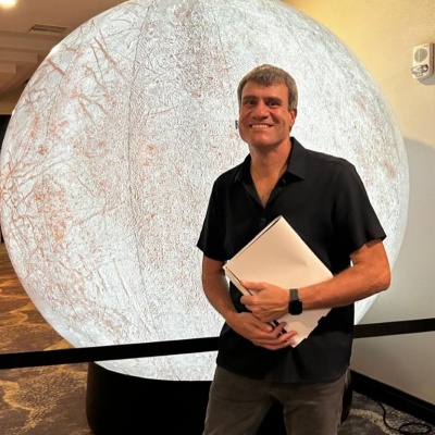 De Castelar a Júpiter: Conocé la historia del vecino que mapeó la luna hacia la que viaja Castelar Digital