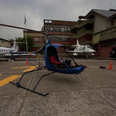 Sorpresa en Zona Oeste: Apareci&oacute; un helic&oacute;ptero en medio de una plaza
