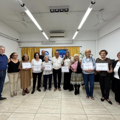 La C&aacute;mara de Comercio de Castelar homenaje&oacute; a docentes de la ciudad en el Mes de la Mujer