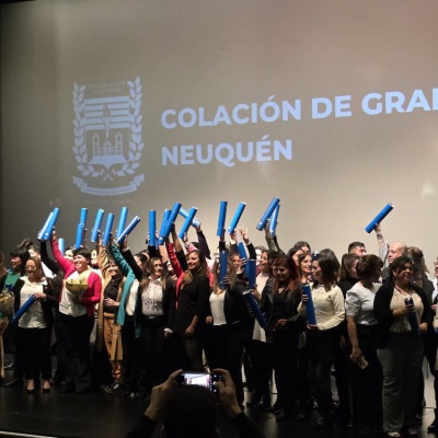 La Universidad de Morón entregó títulos universitarios en Neuquén