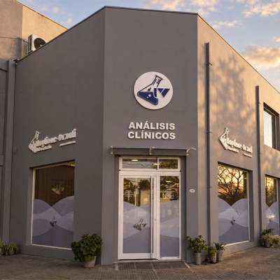 Laboratorio Viola desembarc&oacute; en Castelar Norte: ahora atiende en Espacio Urbano Santa Rosa