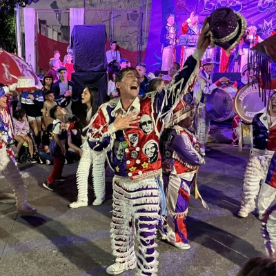 El Carnaval llega a la Plaza del Vag&oacute;n de la mano de Por Siempre Murgueros