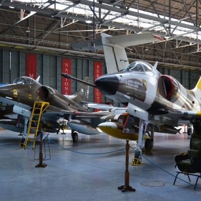 Cazabombarderos veteranos de Malvinas A-4B y A-4C Skyhawk.