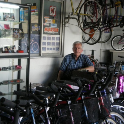 Rodados Renato Hnos.: “Renato amaba su oficio y tenía pasión por las bicicletas. Los vecinos supieron apreciar ese amor”