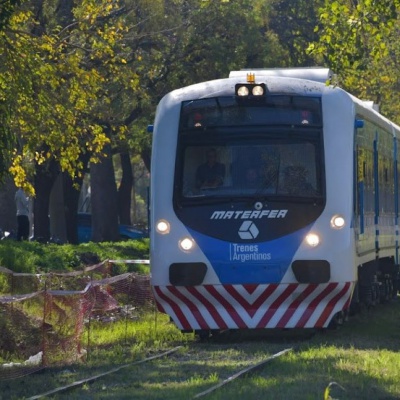 Corrió por primera vez el tren que unirá Haedo y Caseros