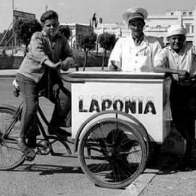 Palito tacita bombón helado, por Eduardo Benítez