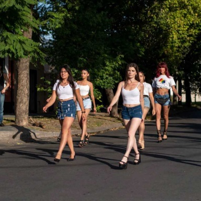 Vivir Mujer: el Rey de las Pasarelas y Lissa Vera harán un desfile inclusivo en Morón