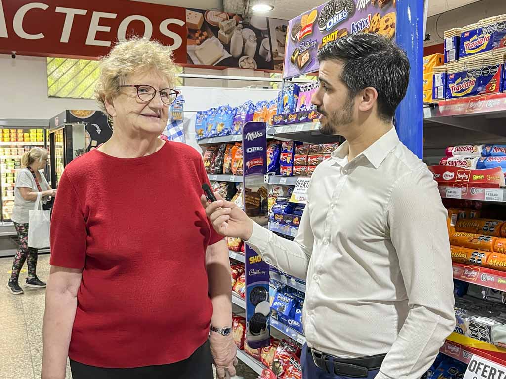 Denisi Market renovó su imagen de marca. Ahora se lo ve más moderno y cercano. Todos compran en Denisi.