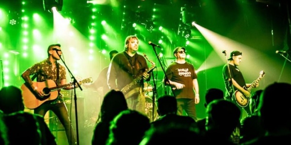 Botija Rapada celebra los 40 a&ntilde;os de Oktubre en Castelar