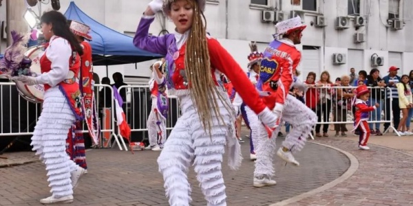 Carnaval en Zona Oeste: cuatro d&iacute;as de corsos y festejos para disfrutar el finde largo