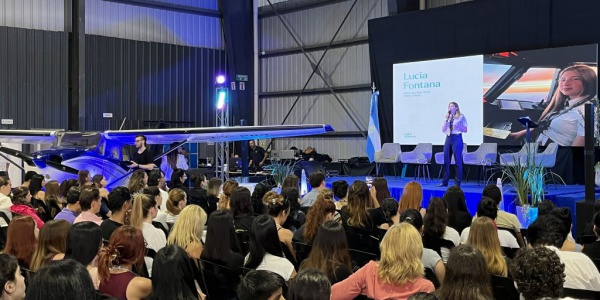 Cielos Abiertos: Mor&oacute;n fue sede del evento que impulsa la inclusi&oacute;n de la mujer en la aviaci&oacute;n