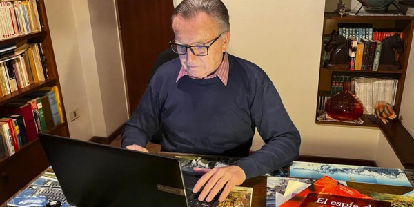 El escritor de Castelar Jorge Colonna lanza su nueva novela El Esp&iacute;a de Da Vinci