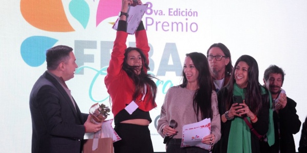 Una compa&ntilde;&iacute;a teatral de Castelar gan&oacute; el Premio FEBA Cultura 2026 en Teatro