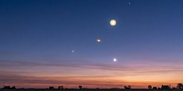 Seis planetas ser&aacute;n visibles en el cielo de Castelar durante el pr&oacute;ximo fin de semana