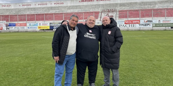 El Hogar del Doctor Ovando es sponsor del Club Deportivo Mor&oacute;n y lleva a los abuelos a la cancha
