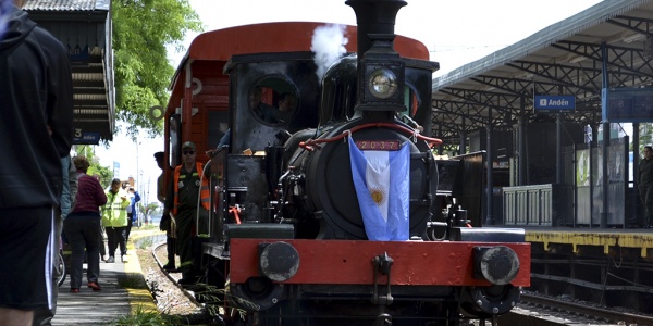 Una locomotora a vapor de 1906 pasear&aacute; el s&aacute;bado por Haedo