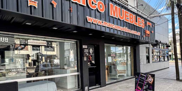 &Aacute;lamo, Para&iacute;so y Petirib&iacute;: la identidad de Marco Muebles en Ituzaing&oacute;