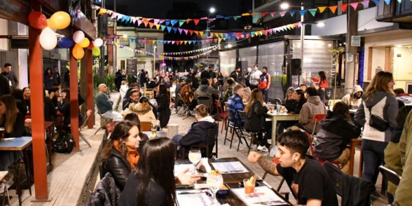 Inauguraron la renovada calle Pompeya