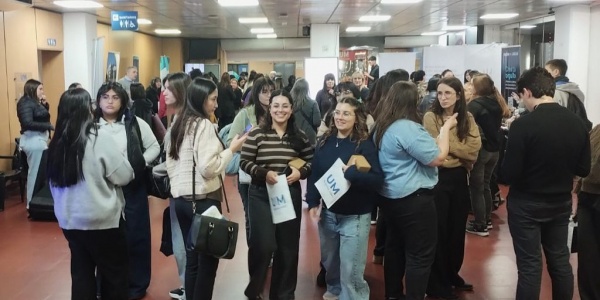 La Universidad de Mor&oacute;n reuni&oacute; a m&aacute;s de 3.000 estudiantes en su Feria de Empresas