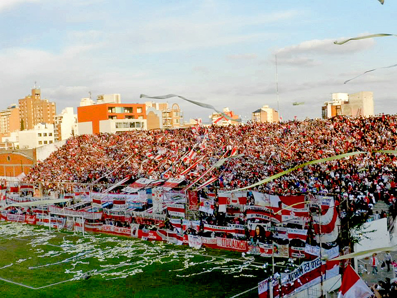 Último partido en el Viejo Francisco Urbano. 