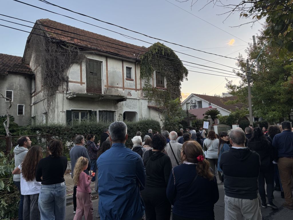 Parada en La Casa Más linda del Mundo. 