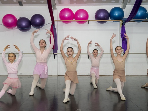 Iniciaci&oacute;n a la Danza